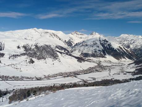 Alta Valtellina : offres d'hébergement sur les domaines skiables – Offre d’hébergement Livigno