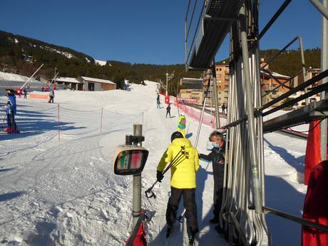 Pyrénées françaises: amabilité du personnel dans les domaines skiables – Amabilité Les Angles