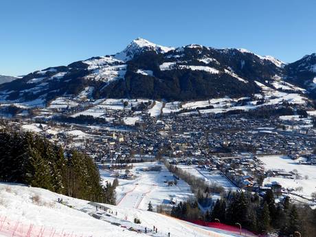 Kitzbüheler Alpen: offres d'hébergement sur les domaines skiables – Offre d’hébergement KitzSki – Kitzbühel/Kirchberg