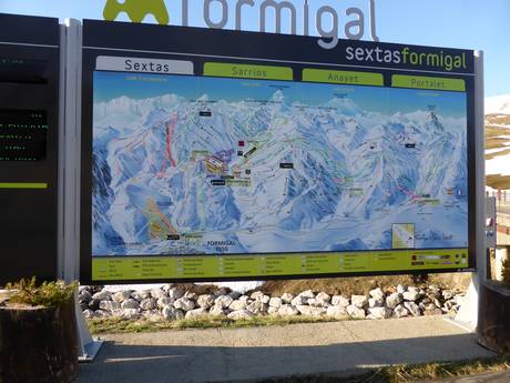 Pyrénées espagnoles: indications de directions sur les domaines skiables – Indications de directions Formigal