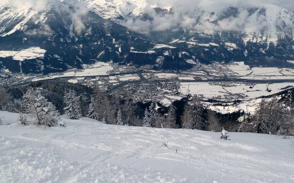 La plus haute gare aval dans la Silberregion Karwendel (région d'argent du Karwendel) – domaine skiable Kellerjoch – Schwaz