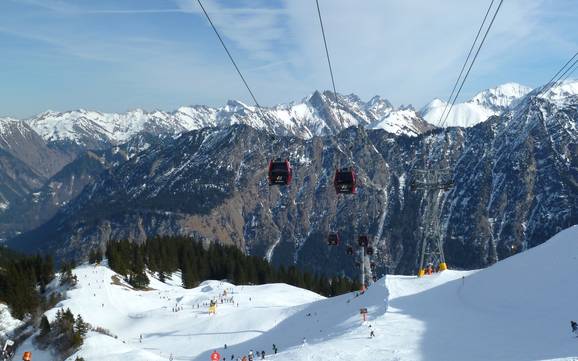 Le plus grand dénivelé dans la Kleinwalsertal (vallée de Kleinwals) – domaine skiable Fellhorn/Kanzelwand – Oberstdorf/Riezlern