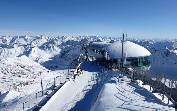 Le plus haut domaine skiable dans le Tiroler Oberland (région) – domaine skiable Pitztaler Gletscher (Glacier de Pitztal)