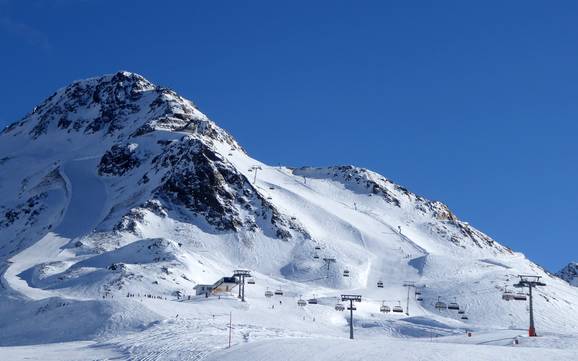 Skier dans la Defereggental (vallée de Defereggen)