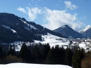 Vue sur le domaine skiable du Tirolina