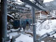 Dorf-Oey - 12 places | Télépulsé (train de cabines)