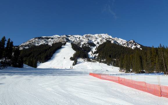 La plus haute gare aval dans le chaînon Sawback – domaine skiable Mt. Norquay – Banff