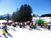 Bar Häxechessel à la station de la télécabine Bidmi