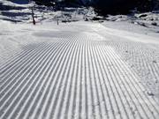 Préparation des pistes de première classe dans le domaine skiable de Gröden