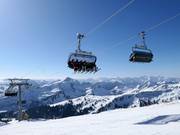 Hohes Licht - 6 places | Télésiège rapide (débrayable) avec capots de protection et sièges chauffants