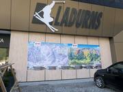 Panneau d'information à la station inférieure de Ladurns