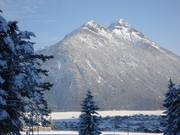 Vue sur les montagnes environnantes
