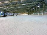 Nouvelles pistes et ainsi le plus grand hall de ski du monde