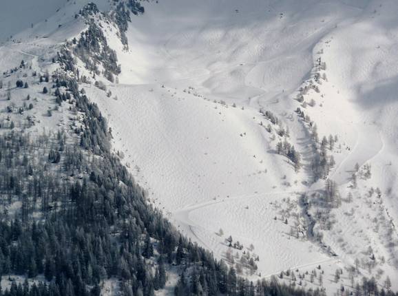 Vue sur la piste à bosses Combe de la Pendant