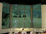 Vue dans le hall de ski