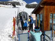 Flaxi I - Tapis roulant/Moving Carpet recouvert d’une galerie