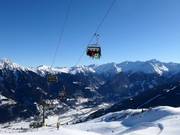 Sendleitenbahn - 4 places | Télésiège rapide (débrayable) avec capots de protection