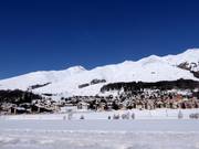 Vue sur le domaine skiable de Zuoz