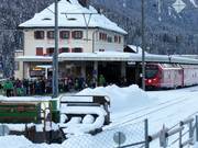Gare des Chemins de fer rhétiques à Scuol