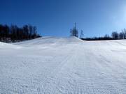 Préparation parfaite des pistes dans le domaine skiable de Hemavan
