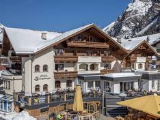Hotel Mittagskogel