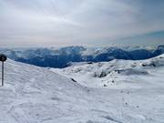Neige fraîche sur la piste noire Le Tunnel au Pic Blanc