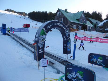 Stations de ski familiales Monts des Géants – Familles et enfants Pec pod Sněžkou