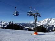 Asitzbahn II - 8 places | Télécabine (monocâble à mouvement unidirectionnel)