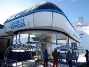 Coronet Express - Téléphérique monocâble composé de sièges à 6 places et de cabines à 8 places