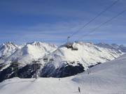 Osthangbahn - 4 places | Télésiège rapide (débrayable) avec capots de protection