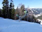 Canon à neige dans le domaine skiable de Spindlermühle