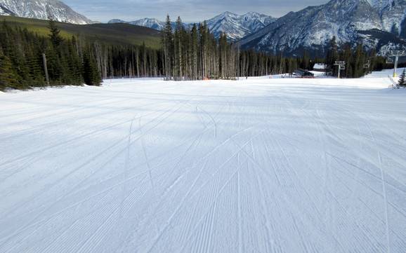 Préparation des pistes Kananaskis Country – Préparation des pistes Nakiska