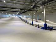 Vue sur la piste principale