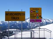 Signalisation sur les pistes dans la région de ski de Dachstein West