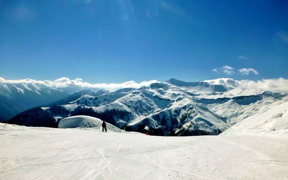 Skier dans la vallée de la Tinée