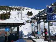 Doppelsesselbahn Sechszeiger - 2 places | Télésiège à pinces fixes