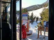 La navette de ski vers le domaine skiable Kronplatz