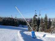 Enneigement dans le domaine skiable Pleßberg (Plešivec)