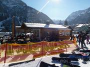 Possibilité de restauration à la station inférieure du Walmendingerhornbahn