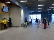 Espace de caisse soigné et moderne à Mellau