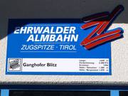 Panneau d'information à l'entrée des remontées mécaniques