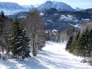 Vue depuis la télécabine sur la piste de descente FIS