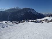 Piste facile au téléski Rinnerlift descendant vers Rinnen