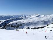 Magnifique panorama à Damüls sur la piste Spitzagrätli
