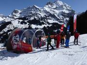Départ du parcours Skimovie sur la piste de Coupe du monde Chuenisbärgli
