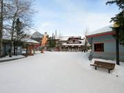Nakiska Day Lodge