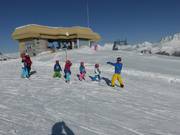 Cours de ski pour enfants au Tschuggen