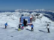 Une cabine de téléphérique hors service comme cabane de départ
