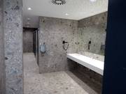 Installations sanitaires bien entretenues à la station de vallée