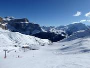 Vue jusqu'à la vallée de Fassa